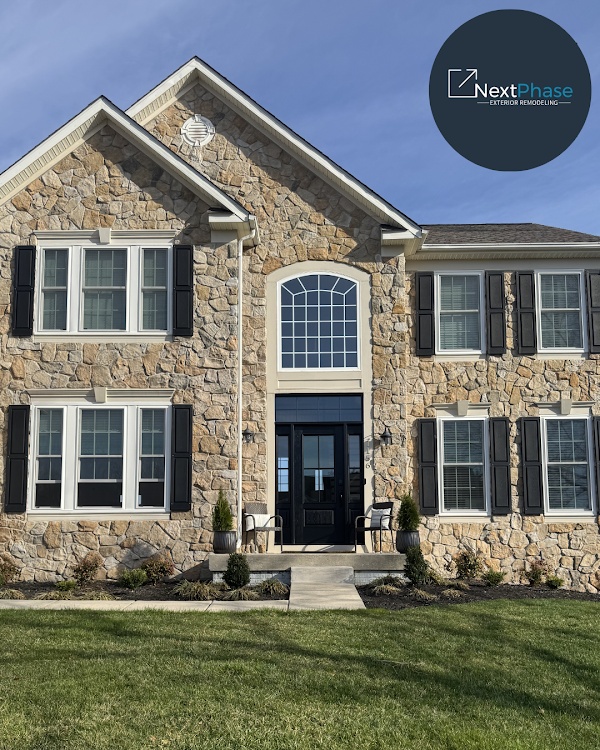 Vytex Potomac windows and a Provia Signet entry door in Bel Air, Maryland