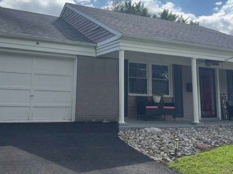 Front of the Joppa, MD home before siding replacement