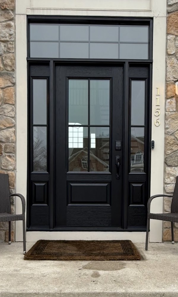 Provia Signet fiberglass entry door with sidelights and transom in Stone Ridge, Bel Air, Maryland